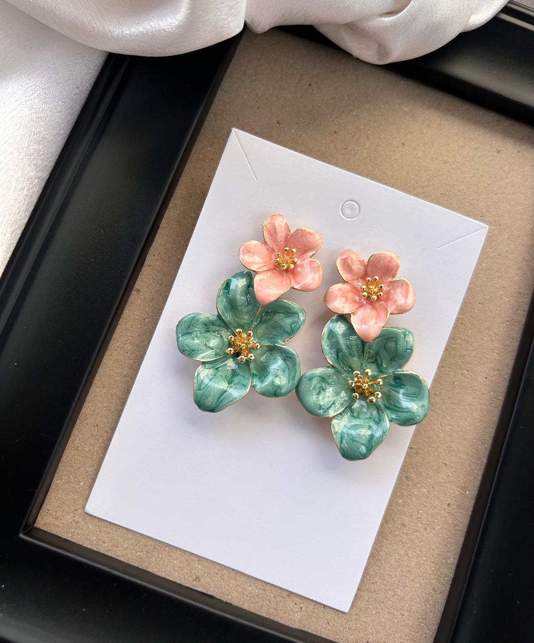 Bloom Pop Earrings Peach